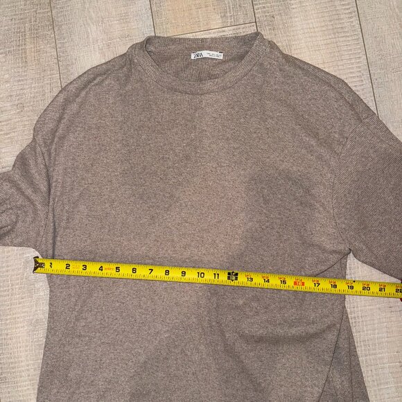 Zara Long Sleeve Beige Crewneck Shirt Men's Large - Picture 3 of 3